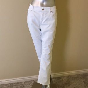 WHBM | BLANC Sim Ankle White Denim Jeans Short